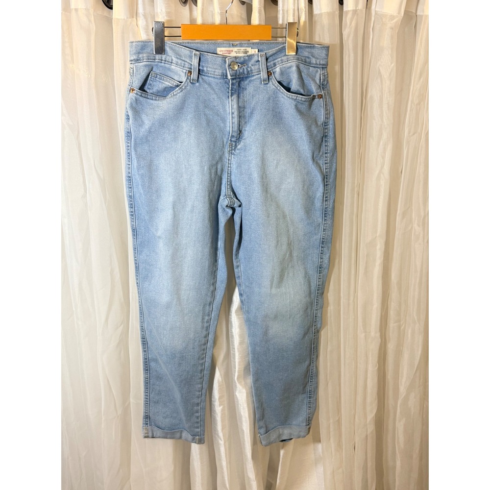 Levi Strauss Signature Boyfriend Jeans Womens 8 Light Blue Mid Rise Denim Pants